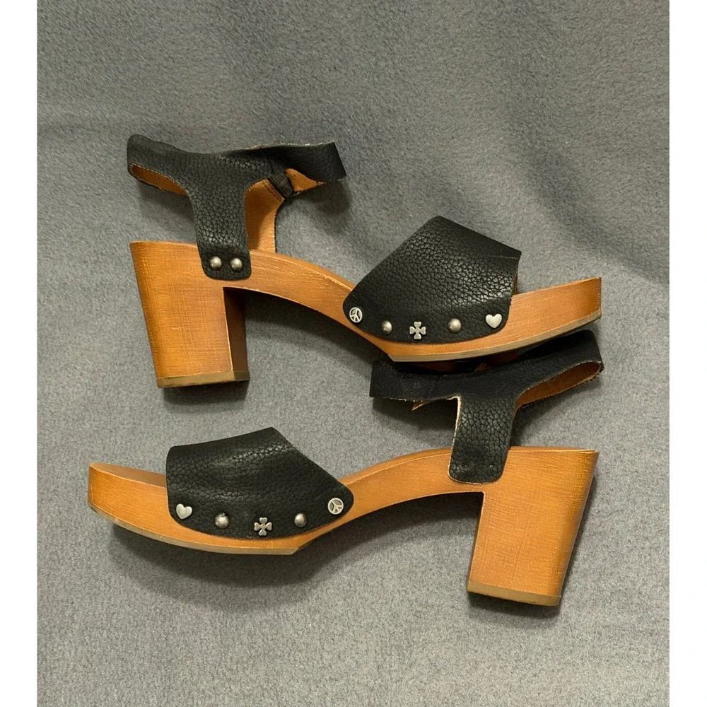 Lucky Brand Black Leather Wooden Block Heel Studded Ankle Strap Sandals 7M 37.5